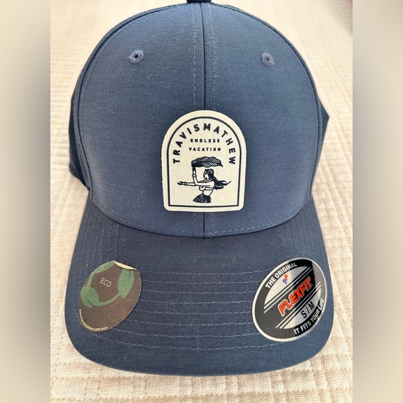 Travis Mathew Other - Travis Matthew SnapBack Hat - NWT
